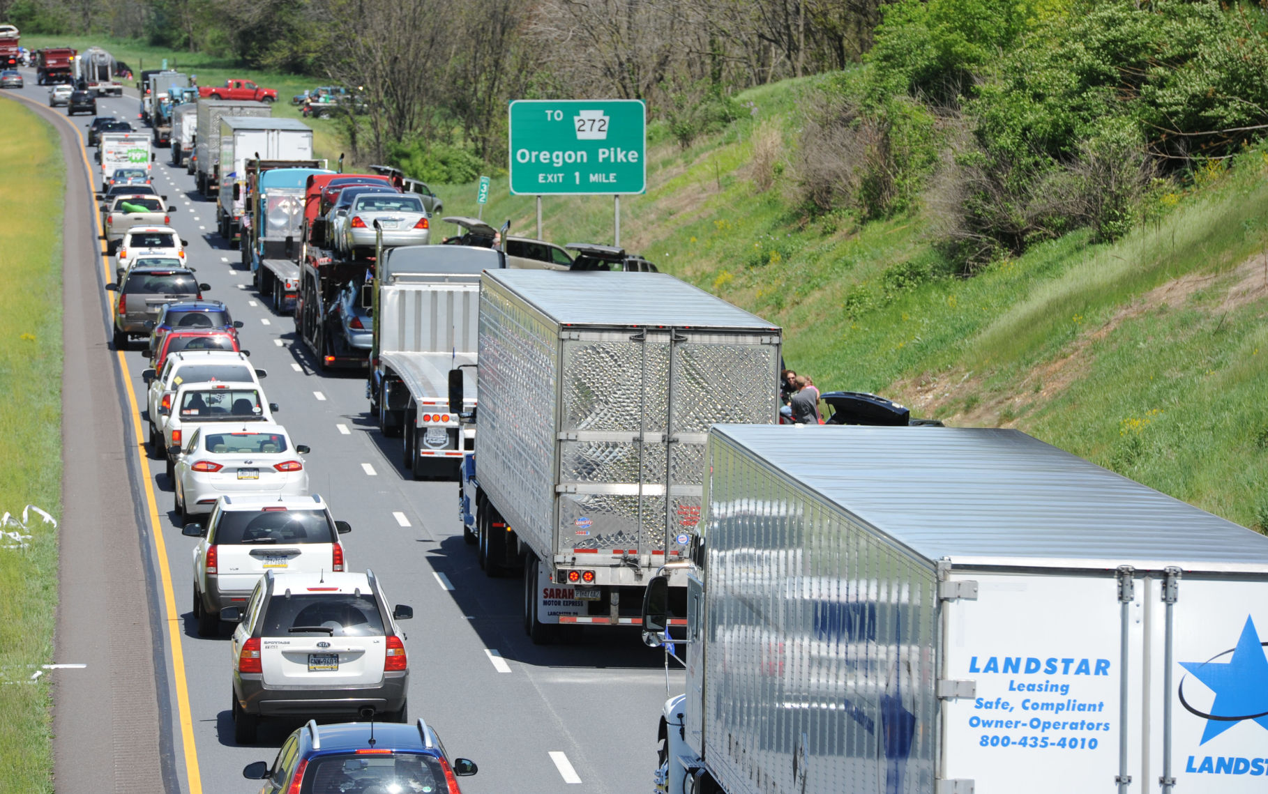 Truck_Convoy_013.jpg